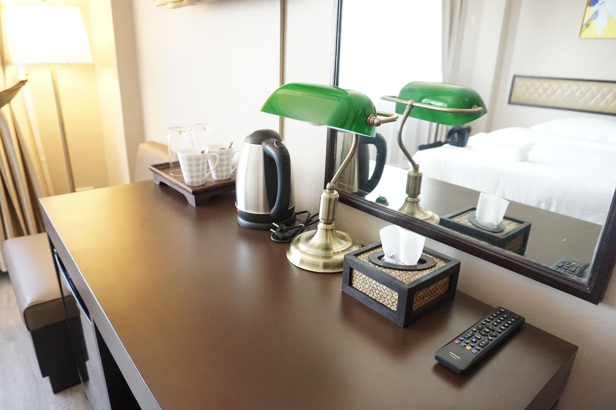 Taris Art Hotel Phrae Dış mekan fotoğraf