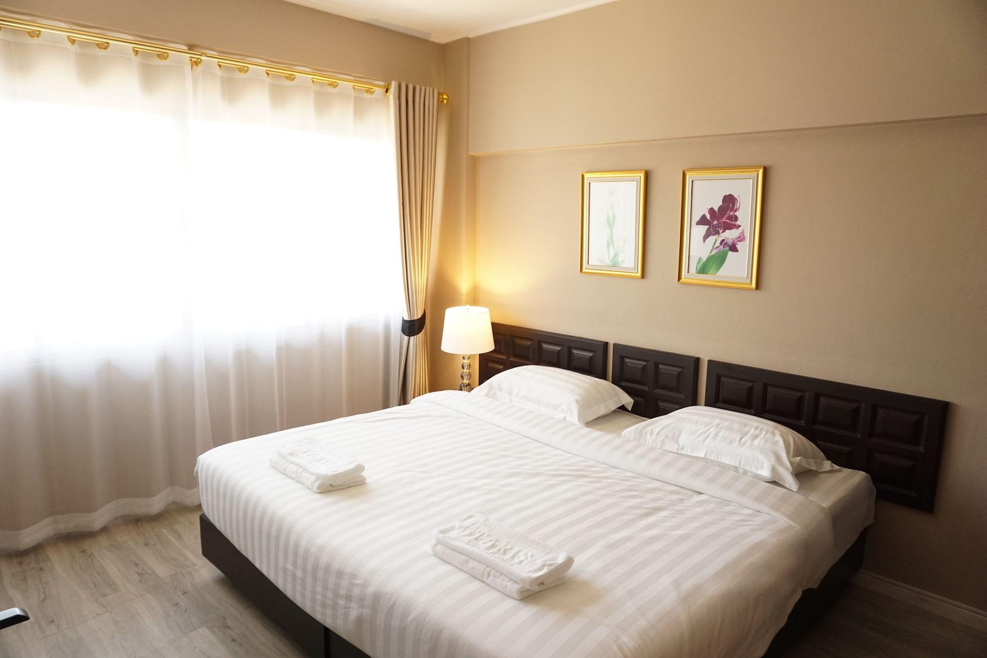 Taris Art Hotel Phrae Dış mekan fotoğraf