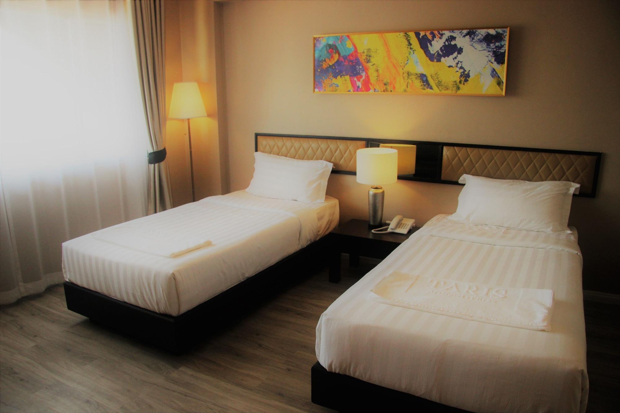 Taris Art Hotel Phrae Dış mekan fotoğraf